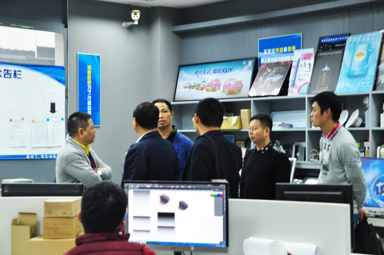 广东泰宁商会莅临艺光参观学习