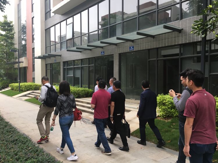 艺光董事长张总参与广协智委会走访 艺光董事长张总参与广协智委会走访